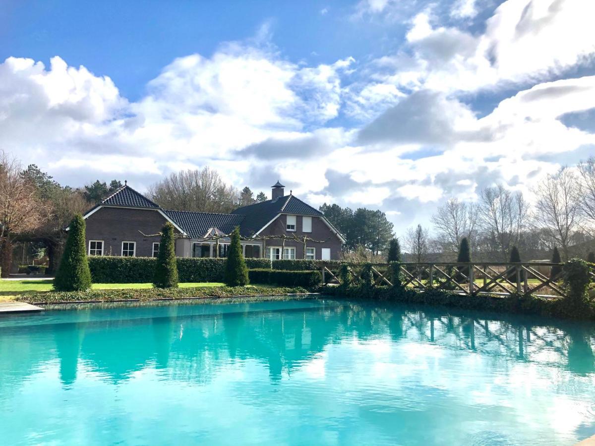 Landhuis Hotel De Hilkensberg Broekhuizen  Экстерьер фото