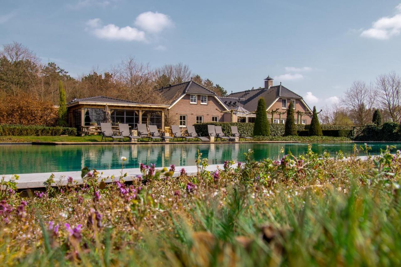 Landhuis Hotel De Hilkensberg Broekhuizen  Экстерьер фото