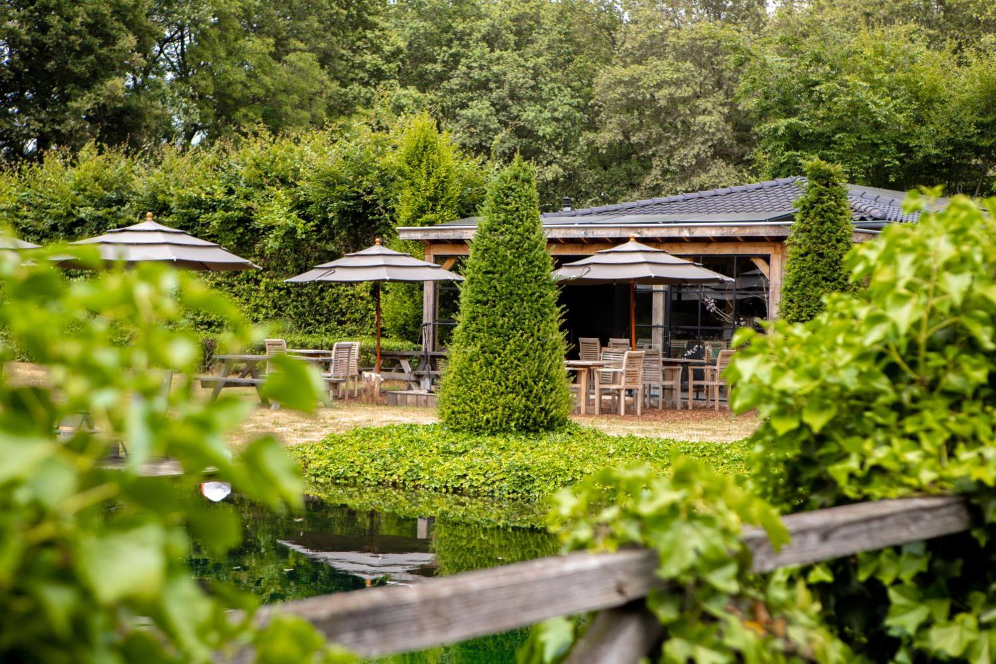 Landhuis Hotel De Hilkensberg Broekhuizen  Экстерьер фото
