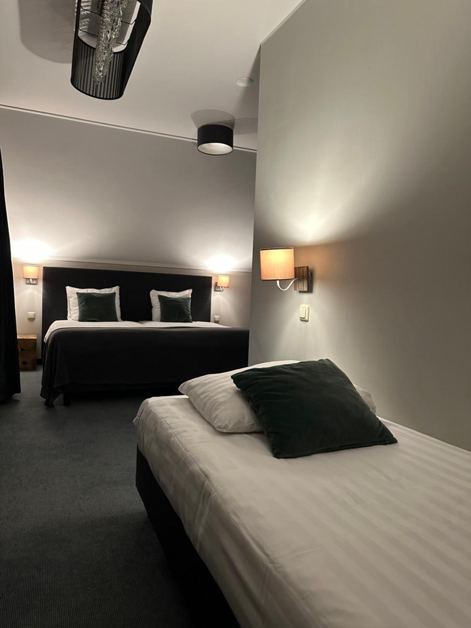 Landhuis Hotel De Hilkensberg Broekhuizen  Экстерьер фото